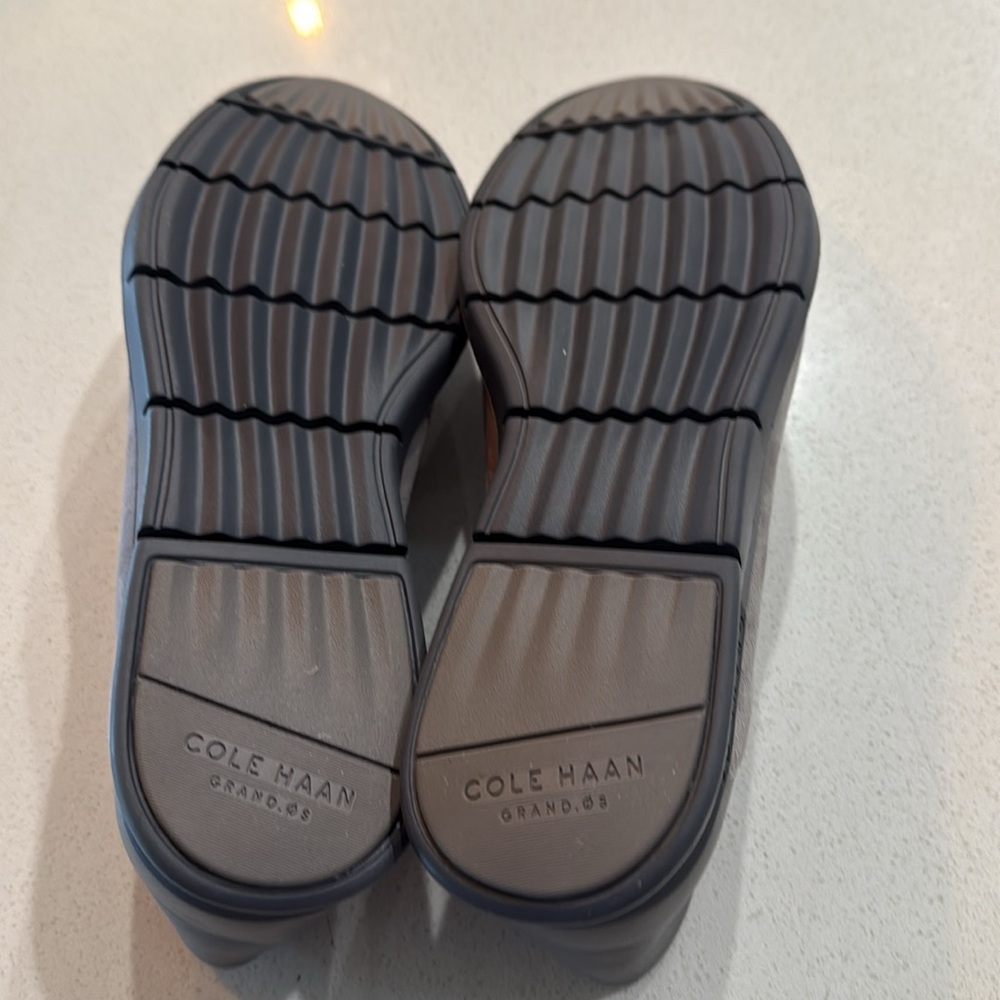 Cole Haan Gray W08644 Slip-On Shoes Size 9 M - Picture 5 of 14